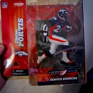 McFarlane Clinton Portis colletible figure